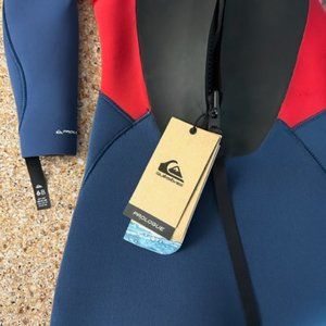 New with Tags - Quiksilver 4​/3 Prologue Back Zip Wetsuit - Boy's Size 6 (6B)